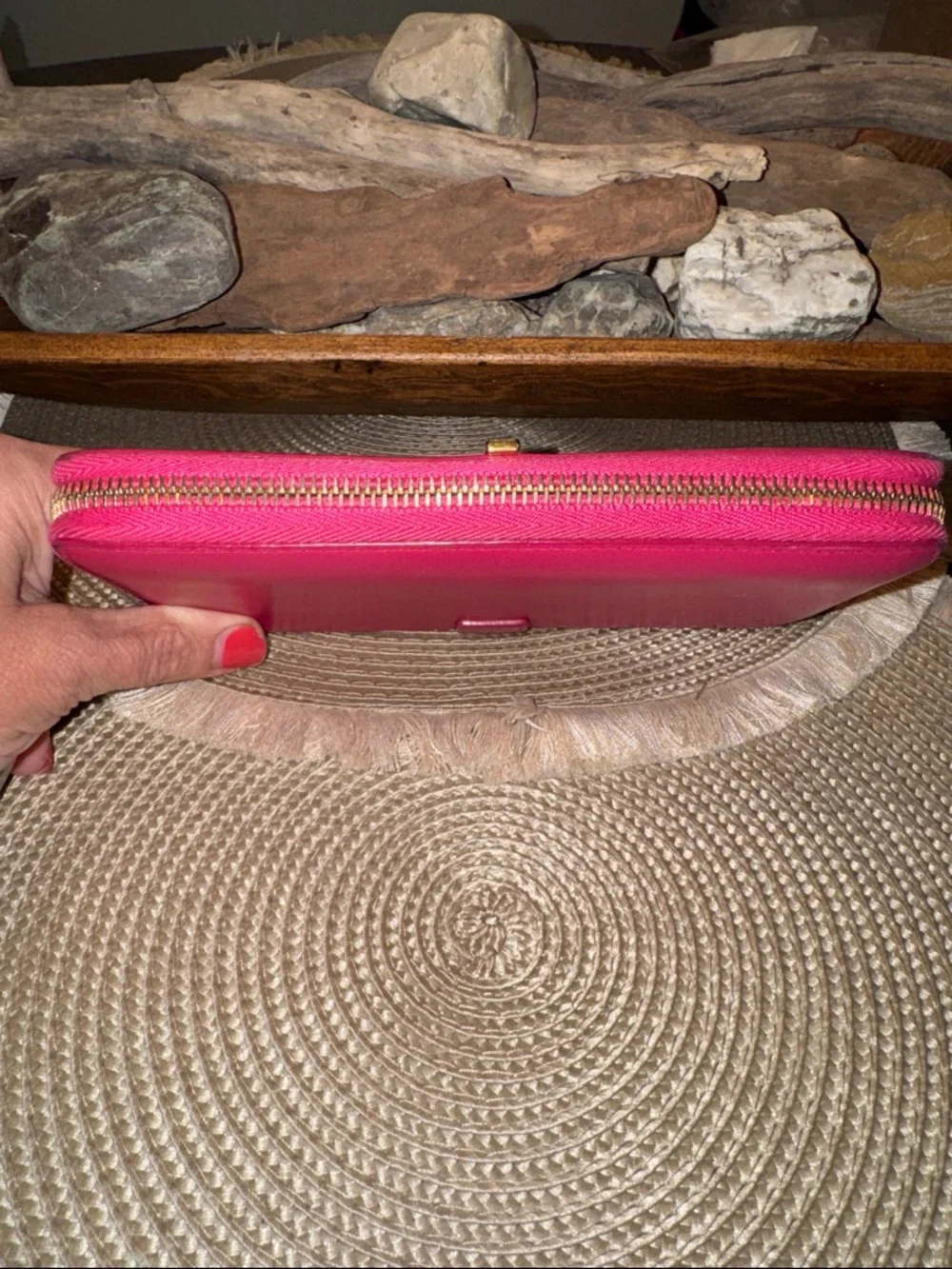 Yves Saint Laurent Fuchsia Leather Clutch with Gold Y Closure - Picture 5 of 10